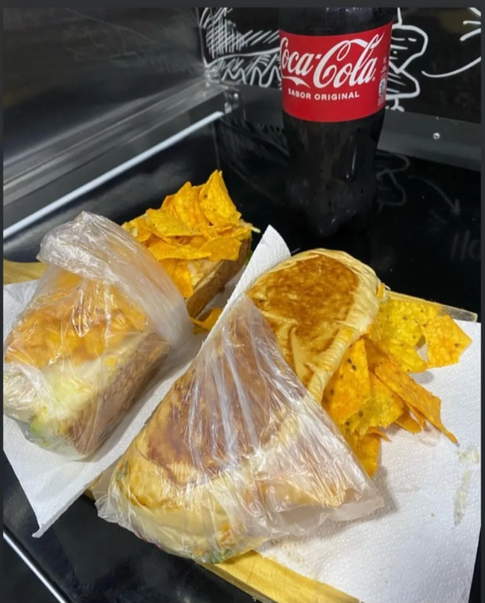 Foto do Combo 2 Hot Dog com Doritos